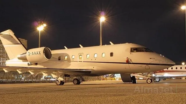 Challenger 604