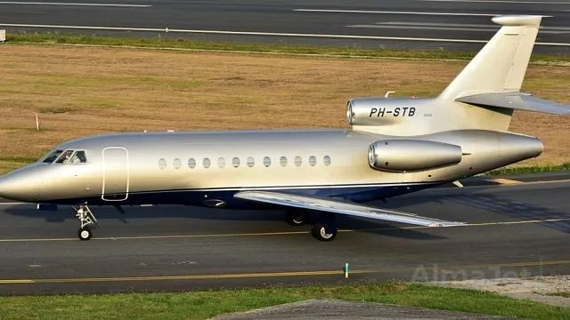 Falcon 900 C