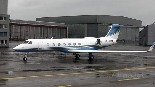 Gulfstream G-550