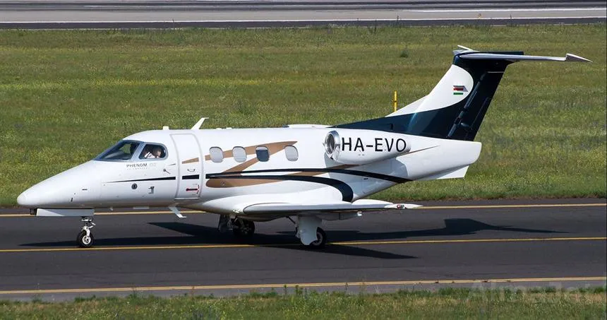 Phenom 100