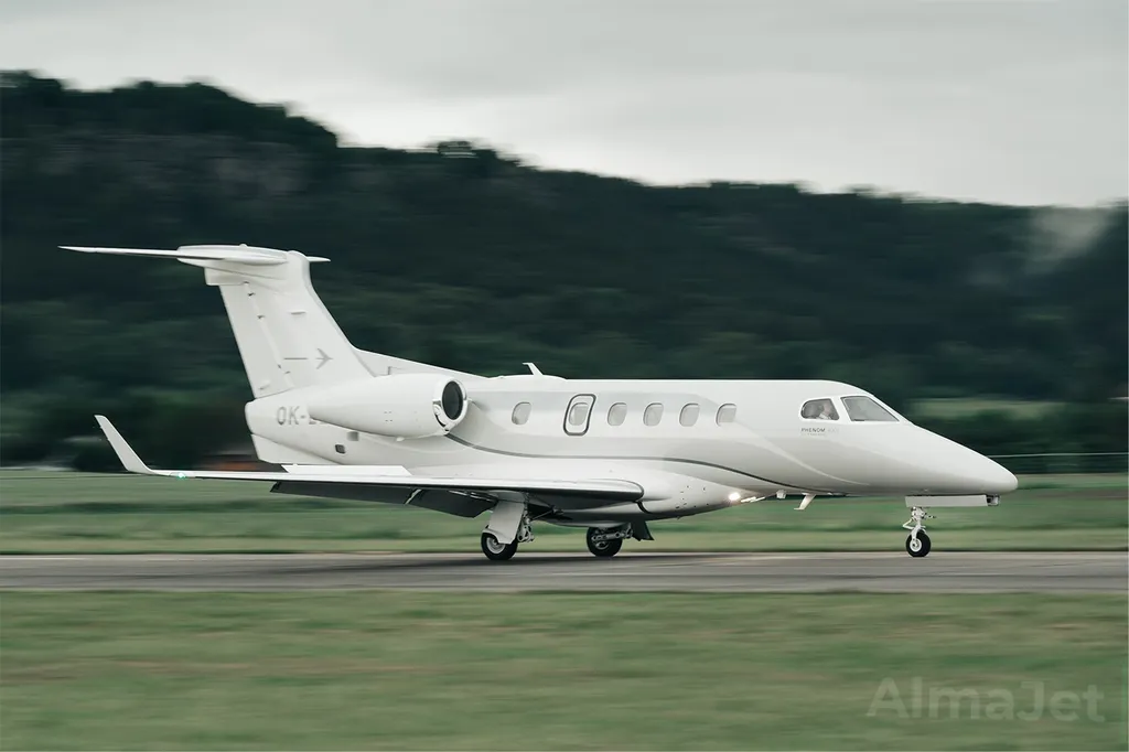 Embraer Phenom 300E