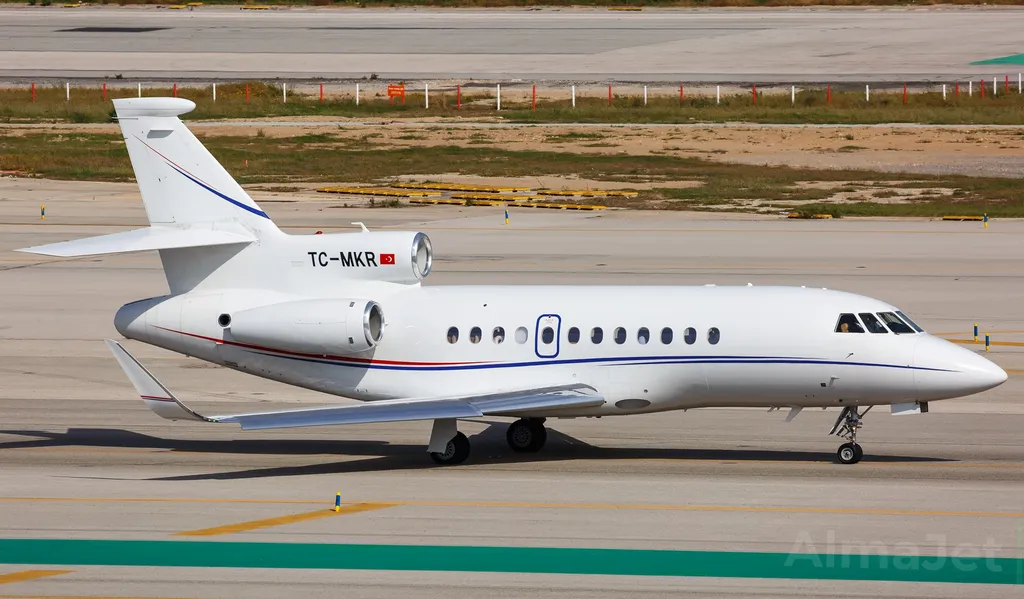 Dassault Falcon 900LX