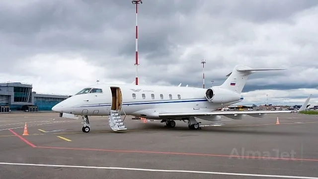 Challenger 300