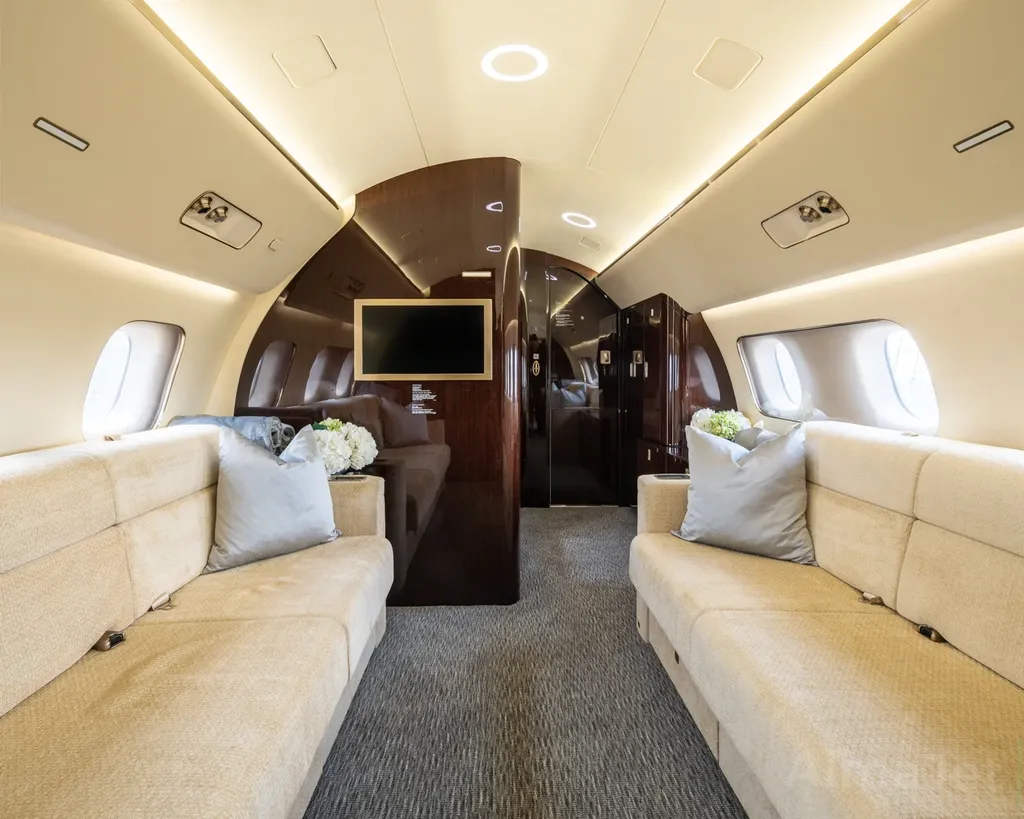 Embraer Lineage 1000