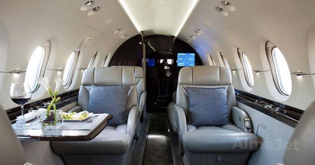 Hawker 900 XP