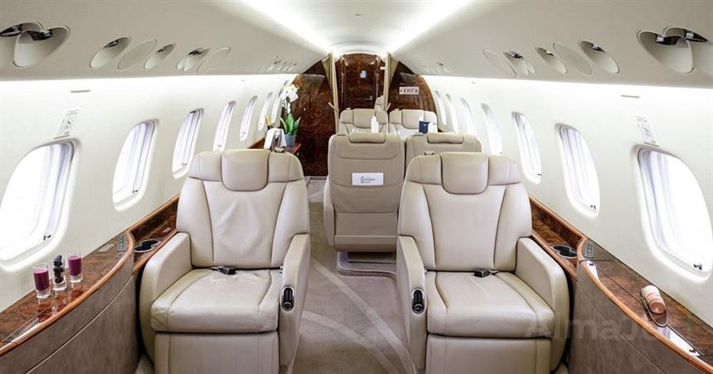 Embraer Legacy 650