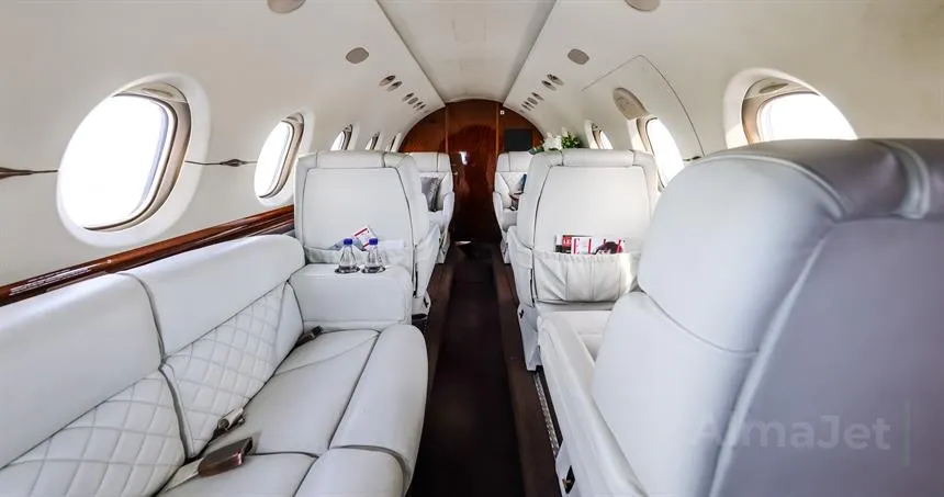 Hawker 900XP