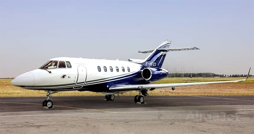 Hawker 900XP