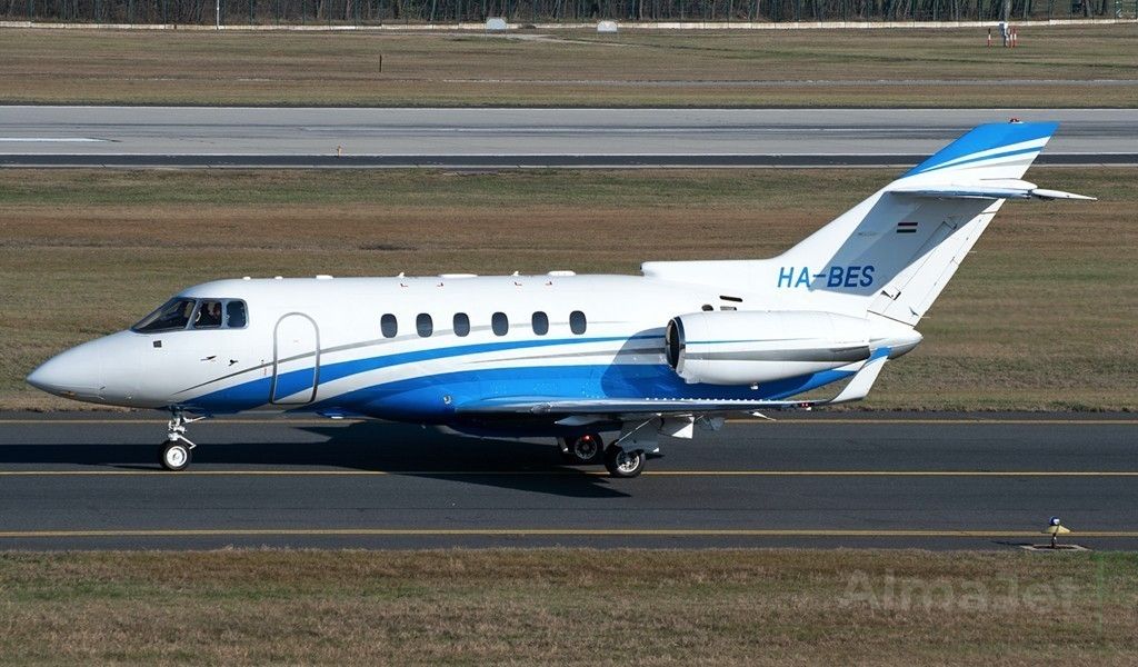 Hawker 800XP