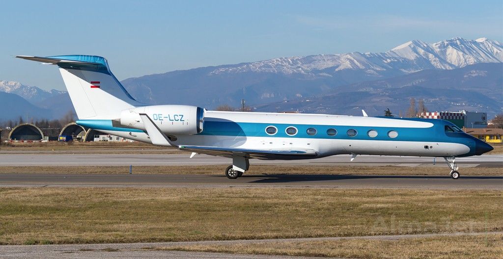 Gulfstream G-550