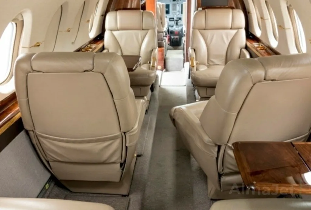 Hawker 800XP