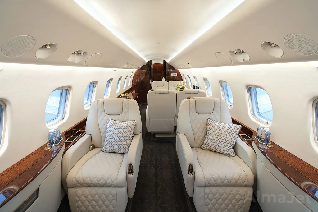 Embraer Legacy 650