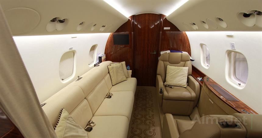 Embraer Legacy 650