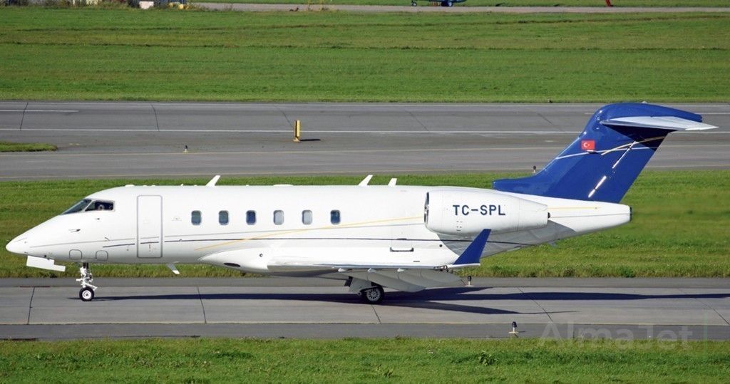 Challenger 300