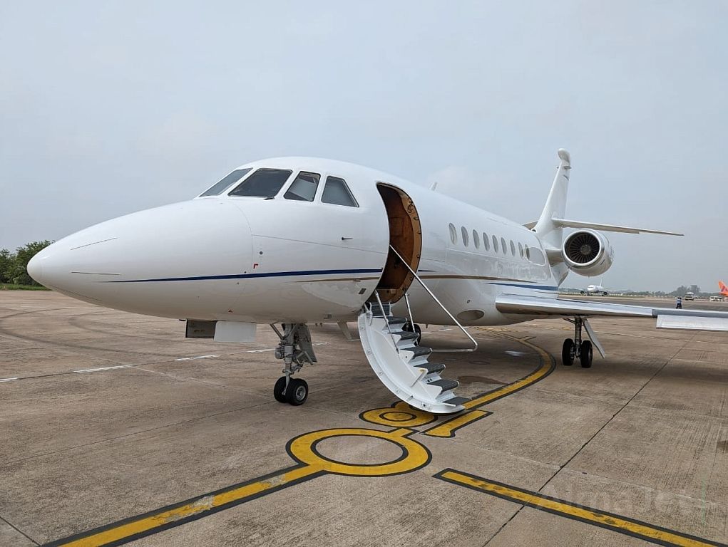 Falcon 2000